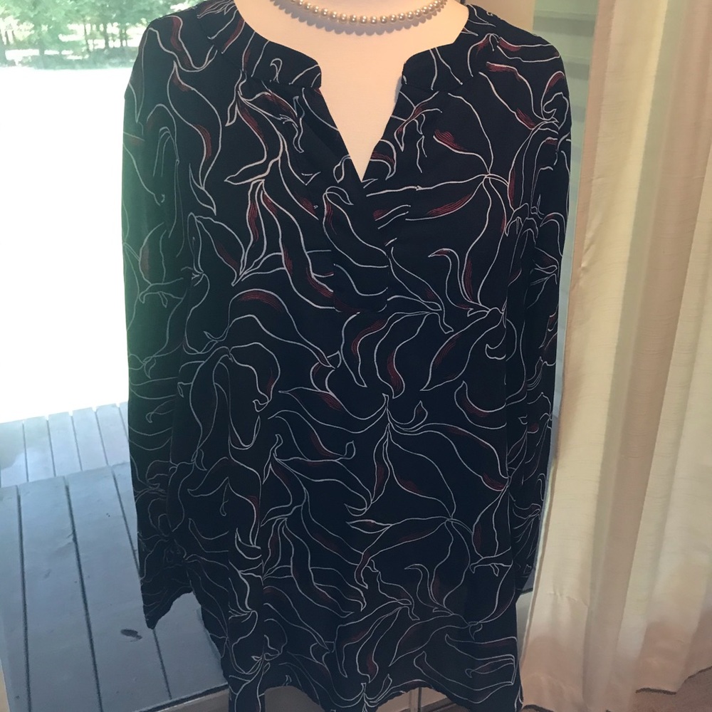 Liz Claiborne Navy, Wine & White pattern shirt